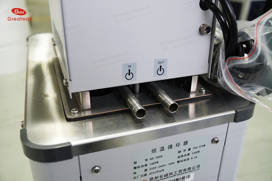 恒溫循環器進出液口
