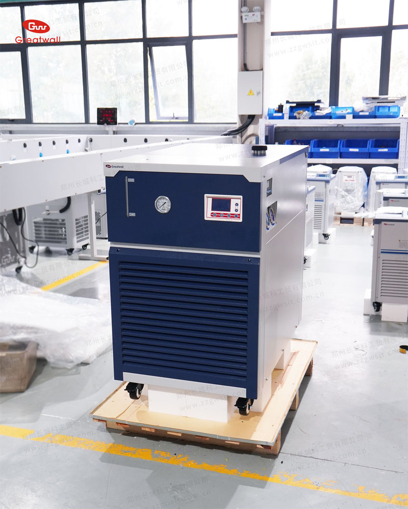 DL30-2500循環冷卻器